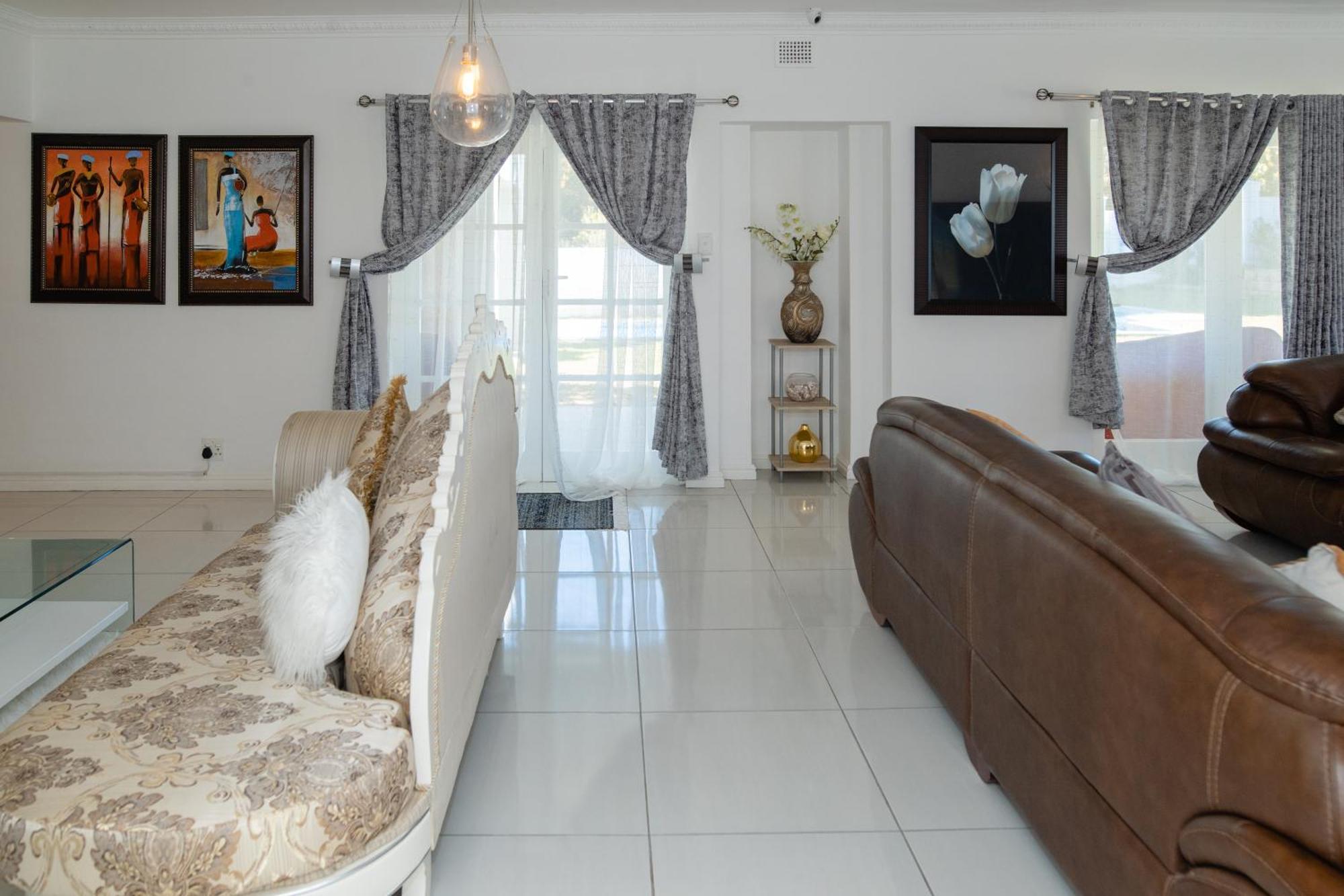 Queen Julie Constantia Main House